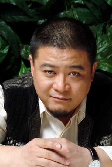 姜彤2008年再入“恶人谷”出演冷血包工头(图)